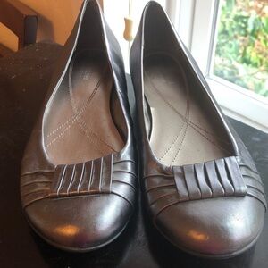 Naturalizer Hollie bronze flat size 9M